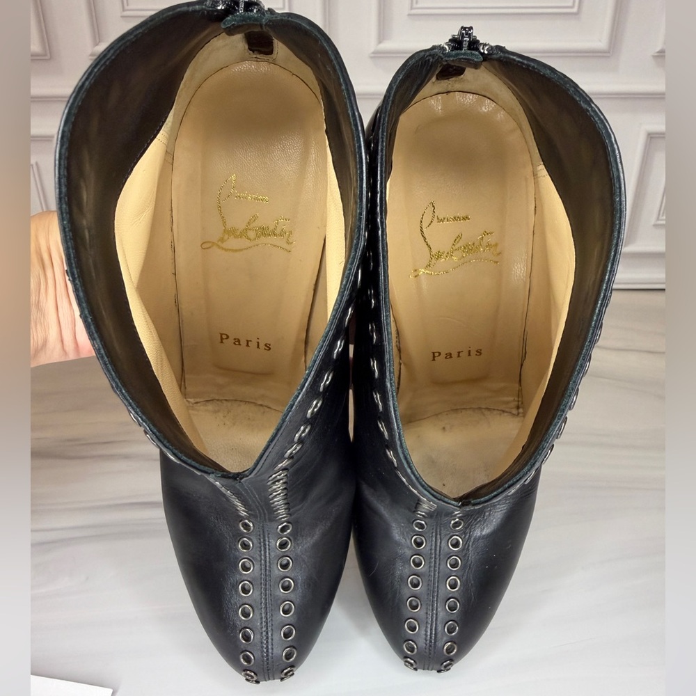Christian Louboutin Jazz “Catch Me” Black Leather Ankle Booties | Full Set + COA - Picture 6 of 9